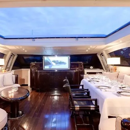 Mangusta Yacht Enzo Πλωτό κατάλυμα *