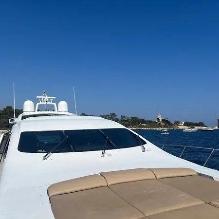 Mangusta Yacht Enzo *